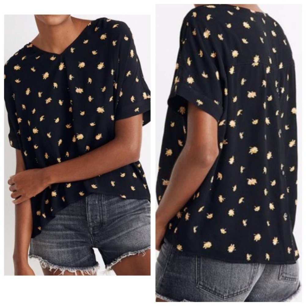 MADEWELL Drapey V-Neck Button-Back Top in French Daisies - Large